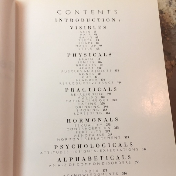 Vogue- Beauty For Life by Deborah Hutton - Picture 5 of 6